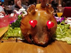 金牌化皮乳猪-广东胜利宾馆西关粤中餐厅
