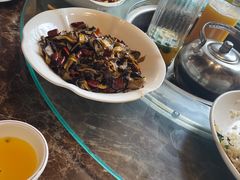 炒牛肝菌-易门野生菌府·菌海森林(月牙潭公园店)