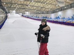 -乔波室内滑雪场