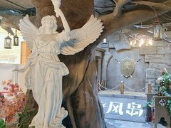-暴风岛沉浸式体验馆(百联世纪店)