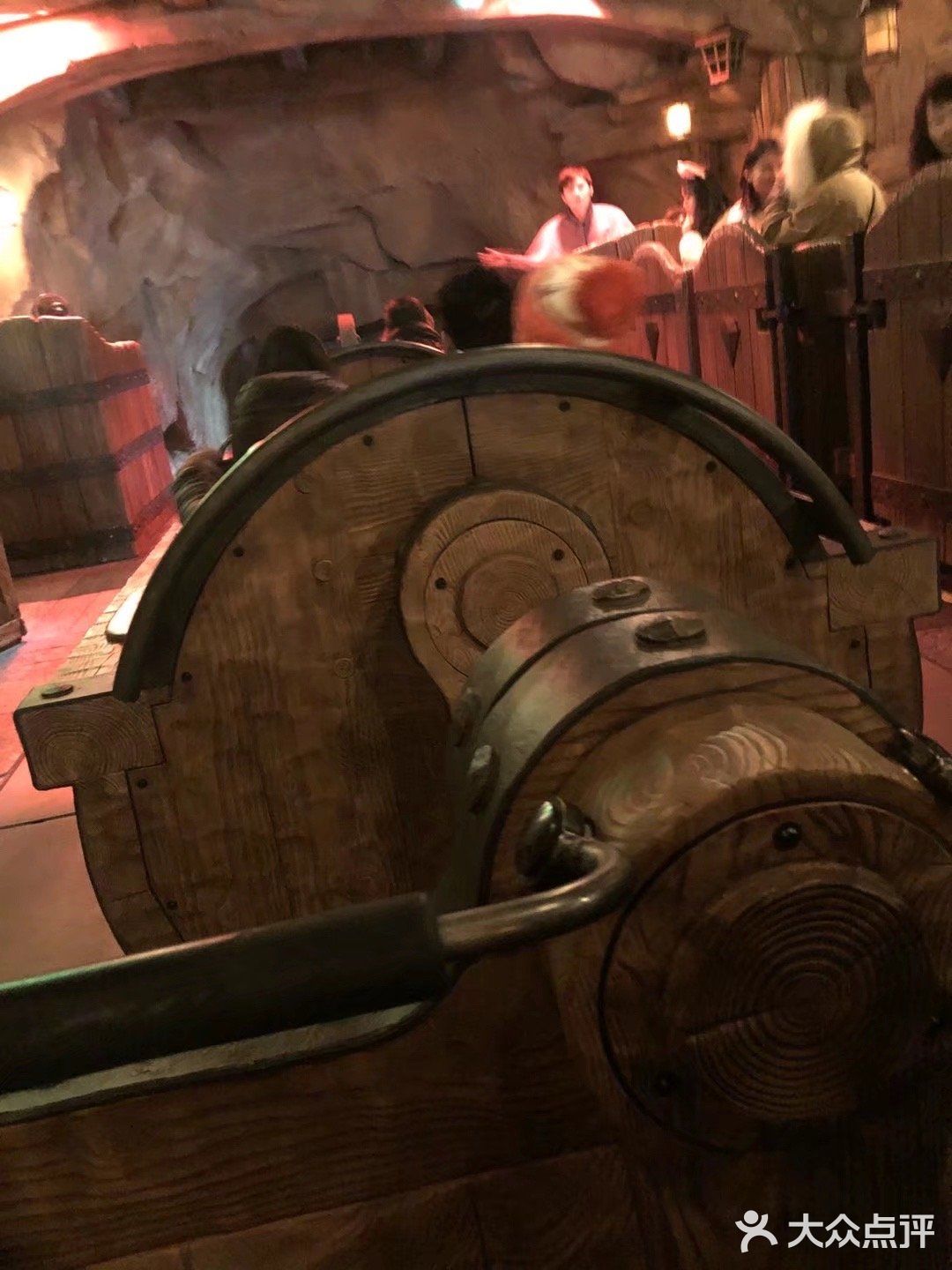 七个小矮人矿山车