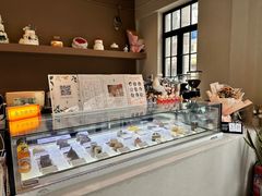 -Fridi Patisserie Cafe