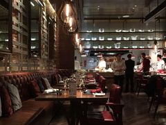 -恰餐厅及酒吧 CHAR Bar & Grill (北京丽都皇冠假日店)