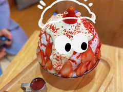 草莓生乳冰-怪物的冰与火(天虹商场中山路店)