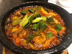 -万重锦·人文川菜馆(骡马市店)