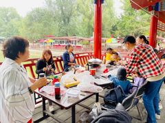 -尚庄度假村·庭台树下·户外烧烤·团建CS·轰趴营地(上庄水库店)