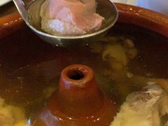 松茸汽锅鸡-中8楼风尚云南菜(颐堤港店)
