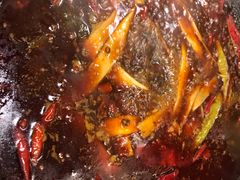 -茅草房·河畔园林火锅