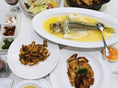 -万龙洲海鲜(大兴绿地缤纷城店)