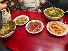 -金杨拉面王小吃面馆·牛三宝面·红烧牛肉粉