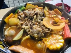 泡菜肥牛锅-张妈台式锅烧(深大店)