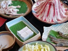 -雾山韩式烤肉·海南糟粕&椰子鸡火锅·海景餐厅(三亚绿发山海天JW万豪酒店)