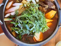 -百年石锅饭·朝鲜族传统民餐