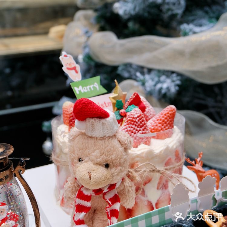 温州印象城！圣诞雪屋太超前了吧…