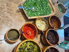 -云阿蛮云南生烫牛肉米线(奉贤路店)