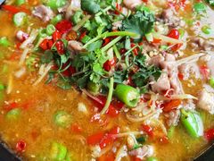 鲜锅兔-邱金小炒·30 年盐帮江湖菜(自贡店)