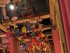 -老牌坊云南鱼豆花火锅(爱建店)