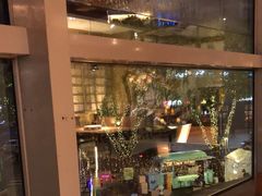 -蜜桃餐厅·伴山(湖滨商业街店)