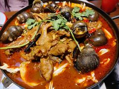 -老闵田螺馆·南昌市井菜·特色小吃(总店)