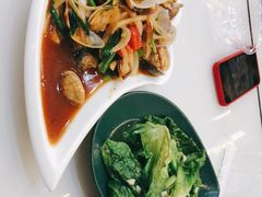 -覃记海鲜美食餐厅