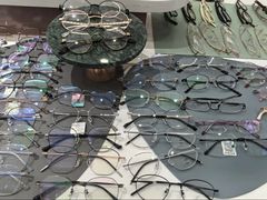 -GOOMI久米眼镜·蔡司·依视路·明月官方授权店(龙德紫金店)
