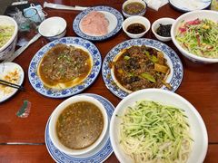 手擀炸酱面-京碗居老北京特色菜(北环东路店)