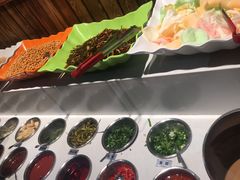 自助调料区-草原塞蛮羊火锅城(港湾店)