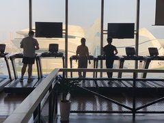 -奇迹健身金茂汇店