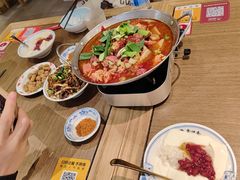 -肖四女乐山跷脚牛肉(滨江天街店)