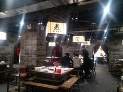 -红九格老火锅(三峡广场店)