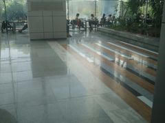 -吉林大学前卫南区中心图书馆