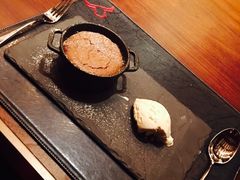 -恰餐厅及酒吧 CHAR Bar & Grill (北京丽都皇冠假日店)