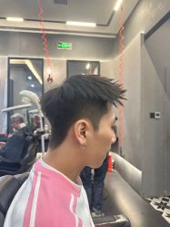 -老肖男士理发店