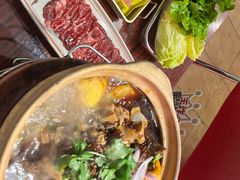 -沙胆彪炭炉牛杂煲(成都玉林店)