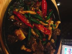 -华凌牛庄西餐厅(乌鲁木齐华凌美爵大饭店)