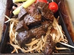 -穹六人间 people 6(岳阳路店)