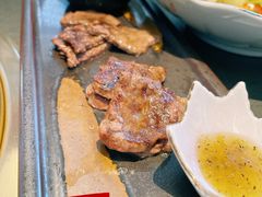 -铭牛烧肉·和牛海鲜自助(高新月牙湖店)