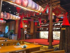 -老滇山寨•云南特色菜•地方菜•民族风情歌舞表演(金碧店)