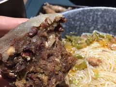 -八月美食小馆(银泰城总店)