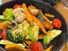 -西语炭烧牛排·西厨(石龙店)