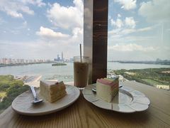 -洄归山也·高空C位湖景下午茶(东方之门店)