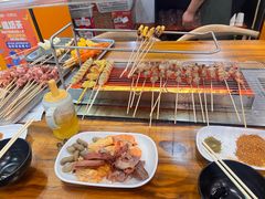 -哈尔滨小酒馆·鲜肉现穿自助烧烤(康新花园店)