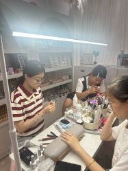 -瞧·享轻奢美甲美睫