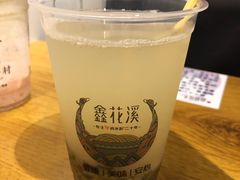 -鑫花溪牛肉米粉(人民广场店)
