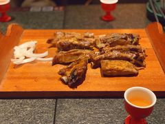 传统工艺秘制羊排-丝路金桃·新疆菜(徐汇店)