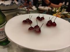 -鞍山大白鲨美食酒店
