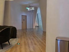 -涨巢·潮玩水疗局