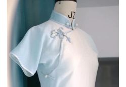 -租旗袍租礼服馆