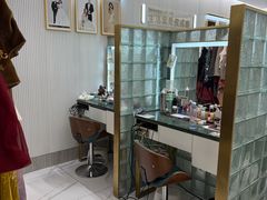 -海马体照相馆(环贸iapm大师爱情店)