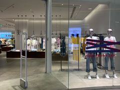 -URBAN REVIVO(北京大兴凯德MALL店)